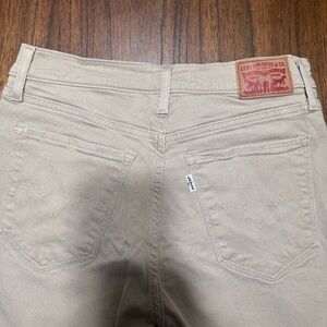 Levi's Beige Jeans